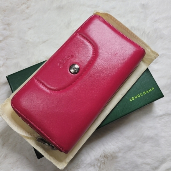 LONGCHAMP Leather Zip Around Wallet - Picture 1 of 16
